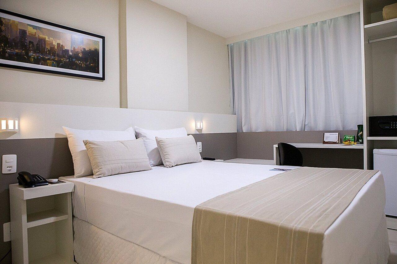 Bristol Easy Uba Hotel Esterno foto
